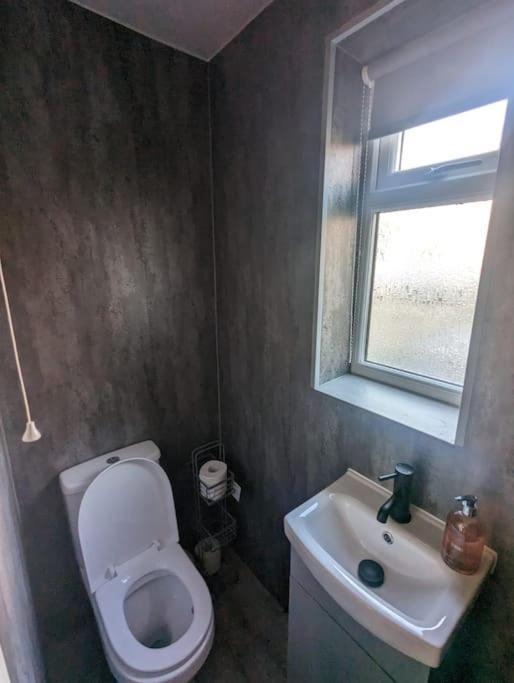 Cottage/Boutique Style - Free Parking & Wi-Fi Kingston upon Hull Exterior foto
